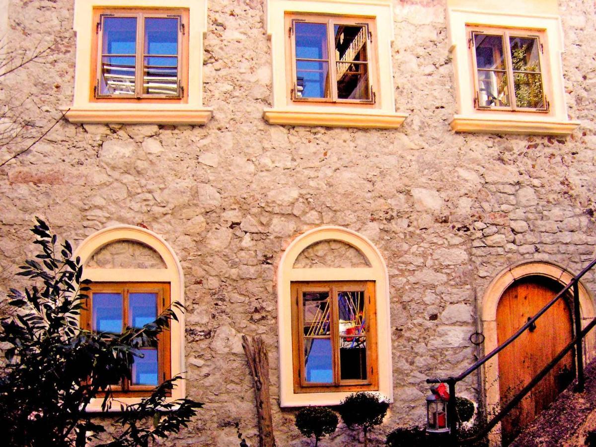 Living History (Adults Only) Apartamento Hallstatt Exterior foto